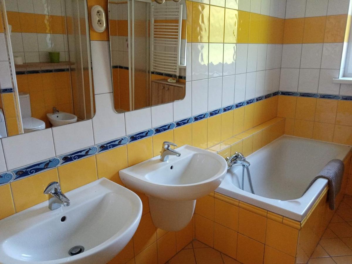 Apartman Xxl ヤーヒモフ エクステリア 写真